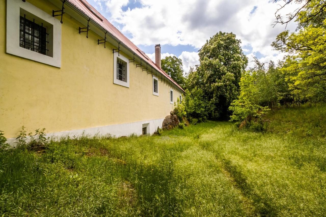 Penzion Kozi Farma Novy Dvur Česká Lípa Dış mekan fotoğraf